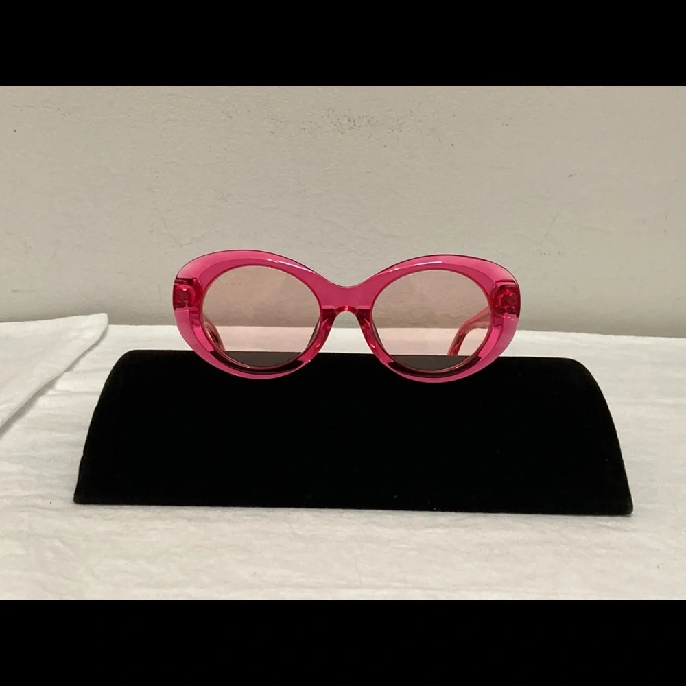 DIFF Eyewear Olivia Sunglasses